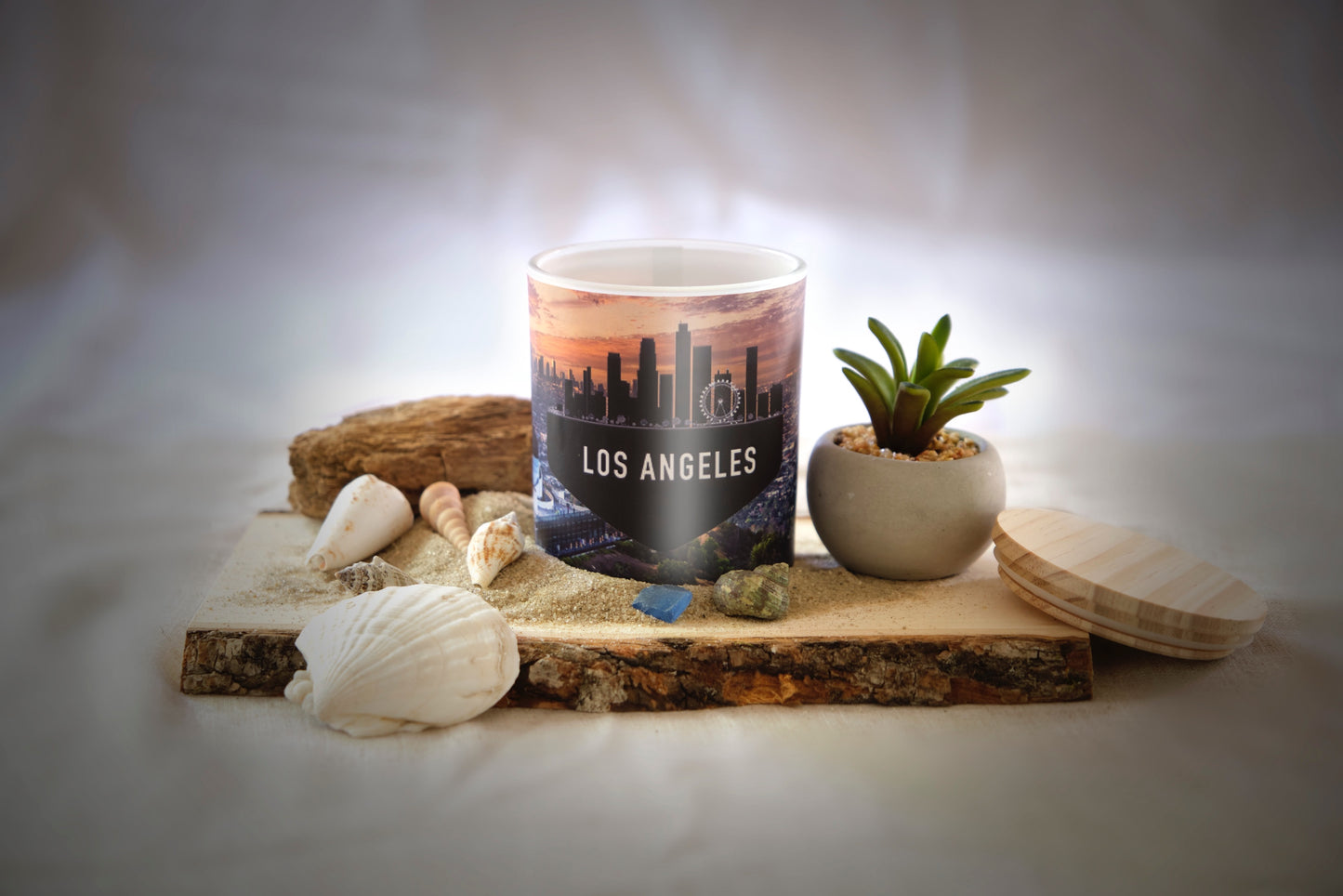 Los Angeles Inspired Scented Soy Candle 11 ounces - Great Gift For the Travelers in Your Life